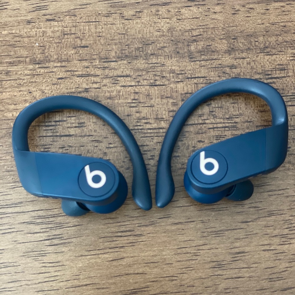 Powerbeat Pros